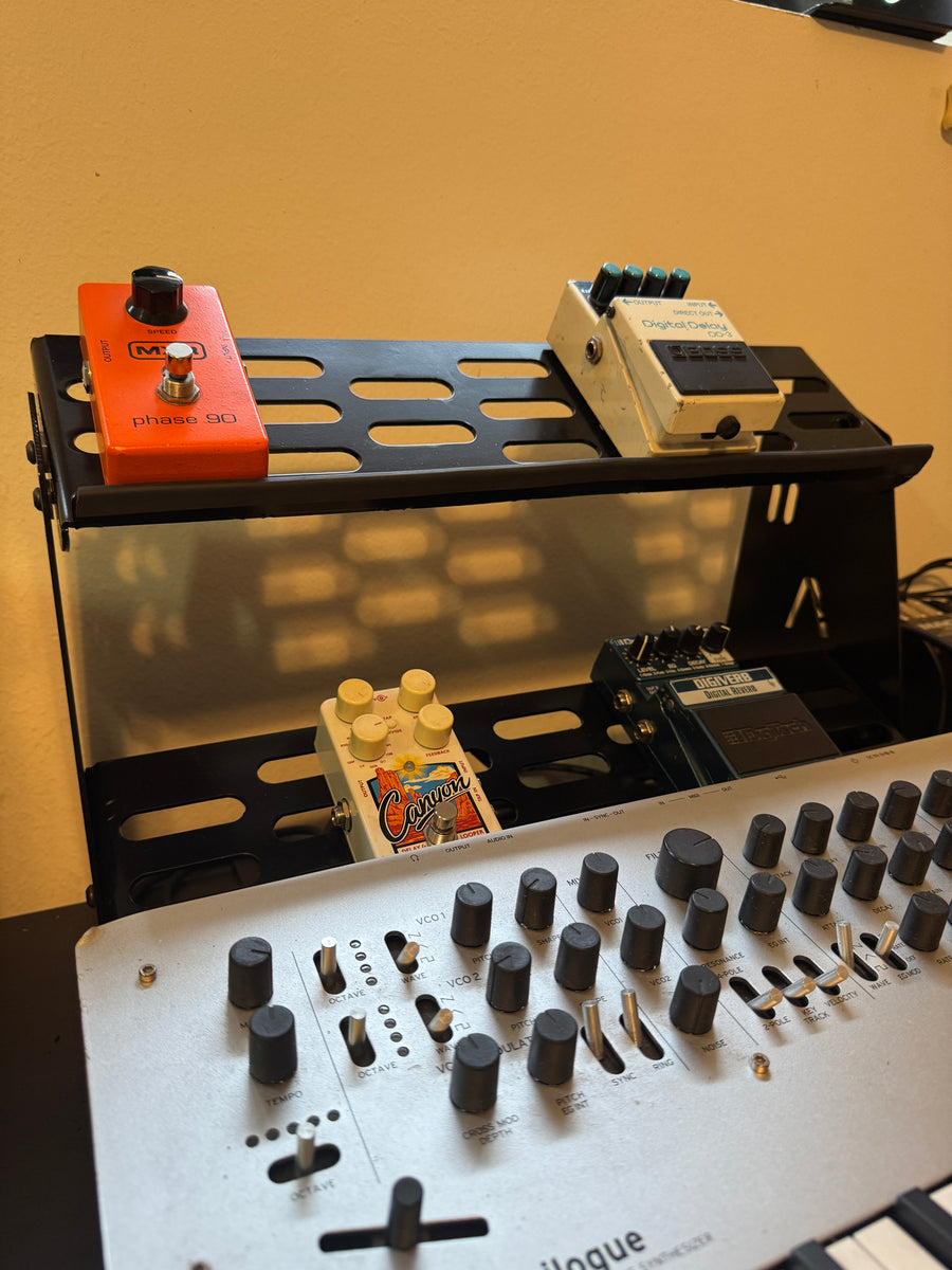 SFX Desktop Pedal Rack