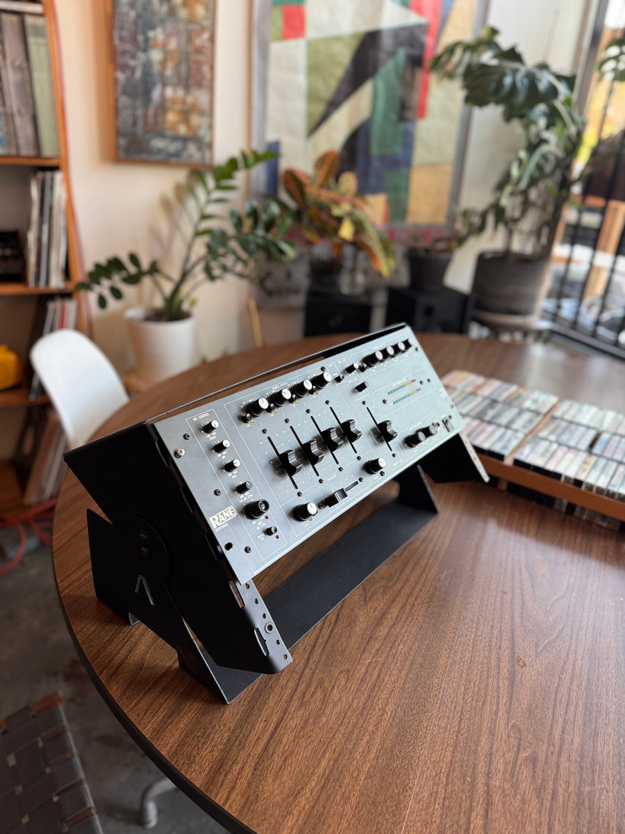 Fulcrum Desktop Synth Rack