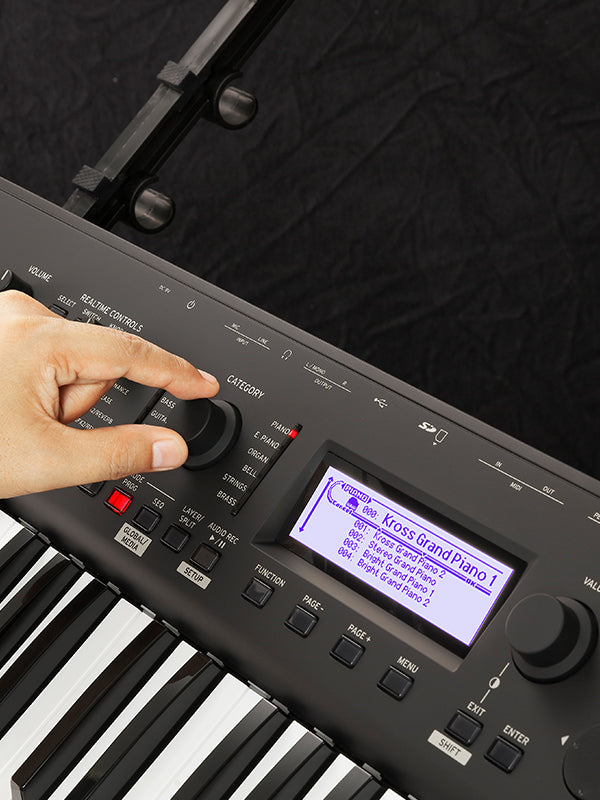 KORG Kross 2 61-Key Synthesizer Workstation
