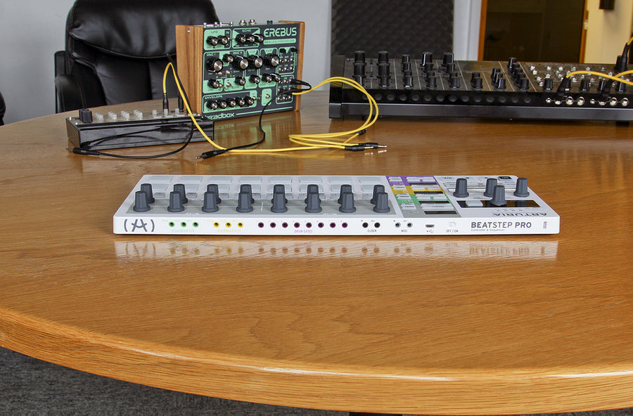 Arturia BeatStep Pro Pad Controller and CV/Gate Sequence