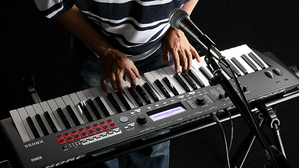 KORG Kross 2 61-Key Synthesizer Workstation
